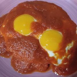 PL.C.-15.ARROZ A LA CUBANA (CON 2 HUEVOS Y TOMATE FRITO) – imagen 1